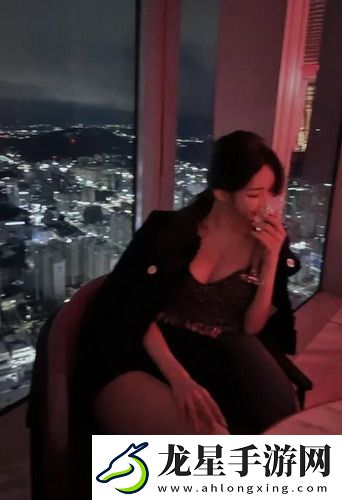 女特務(wù)還是黃花大閨女：她們背后隱藏的故事，誰更值得關(guān)注？